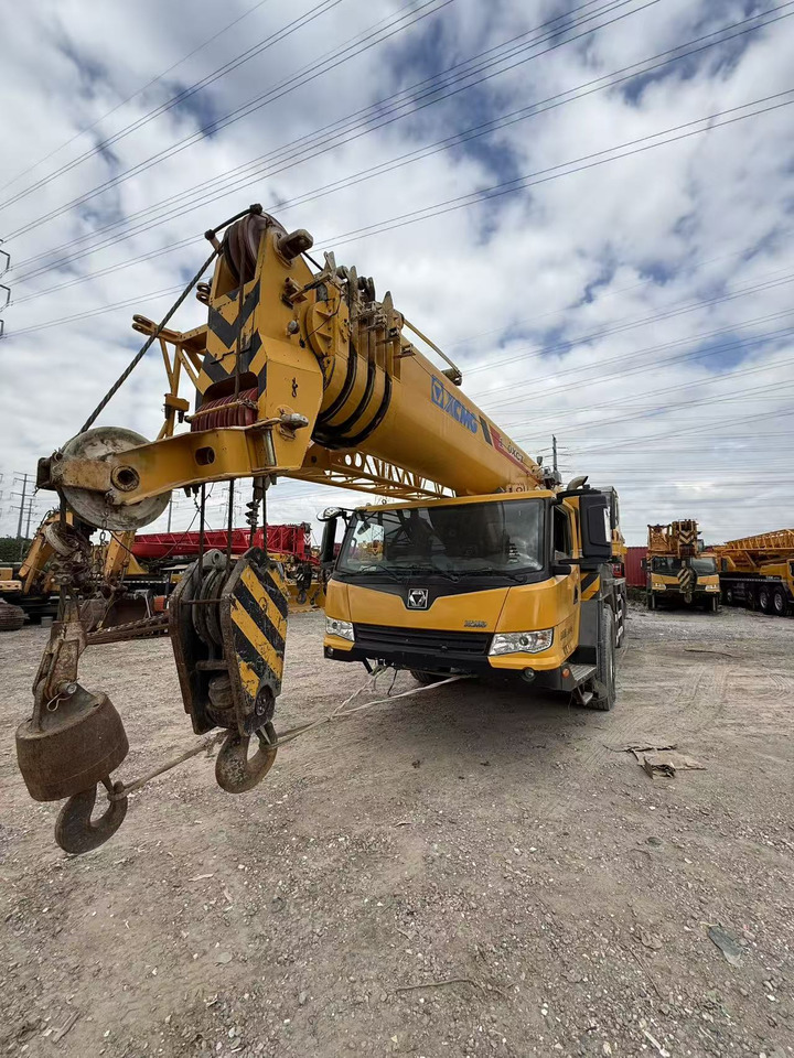 XCMG XCMG - موبايل كرين: صور 1 XCMG XCMG - موبايل كرين: صور 1