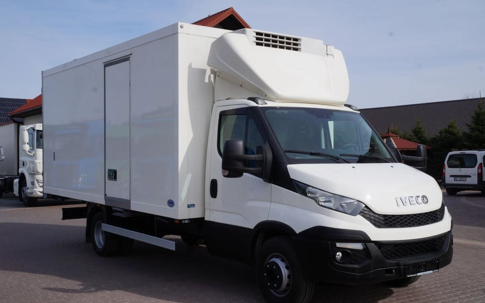 Iveco DAILY 70c17 CHŁODNIA 5 m Thermo king V-500 MAX Wzorowy Stan - مبردة شاحنة: صور 2 Iveco DAILY 70c17 CHŁODNIA 5 m Thermo king V-500 MAX Wzorowy Stan - مبردة شاحنة: صور 2