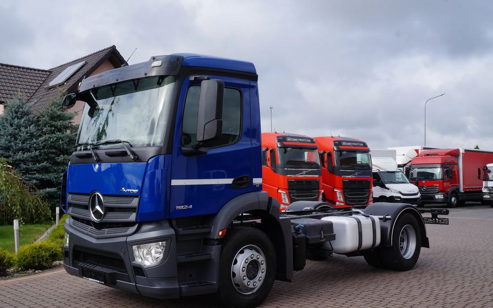 Mercedes-Benz ANTOS 1824 ACTROS EURO 6 RAMA DO ZABUDOWY ROZSTAW OSI 3.80M ANTOS 1830 1827 - الشاسيه شاحنة: صور 1 Mercedes-Benz ANTOS 1824 ACTROS EURO 6 RAMA DO ZABUDOWY ROZSTAW OSI 3.80M ANTOS 1830 1827 - الشاسيه شاحنة: صور 1