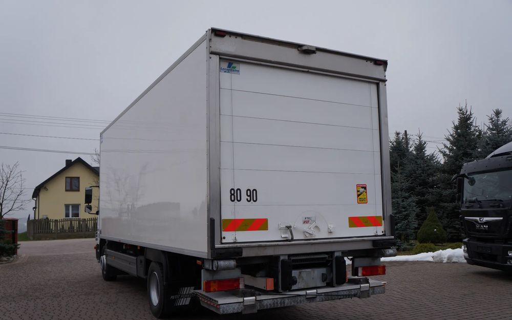 Mercedes-Benz ATEGO 1318 EURO 5 132 TYS KM CHŁODNIA CARRIER 750 WINDA - مبردة شاحنة: صور 4 Mercedes-Benz ATEGO 1318 EURO 5 132 TYS KM CHŁODNIA CARRIER 750 WINDA - مبردة شاحنة: صور 4