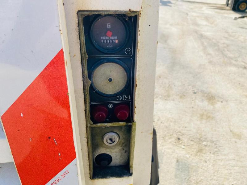 ضاغط الهواء ATLAS COPCO XAS 56 Compresseur d'air sur roues: صور 9 ضاغط الهواء ATLAS COPCO XAS 56 Compresseur d'air sur roues: صور 9