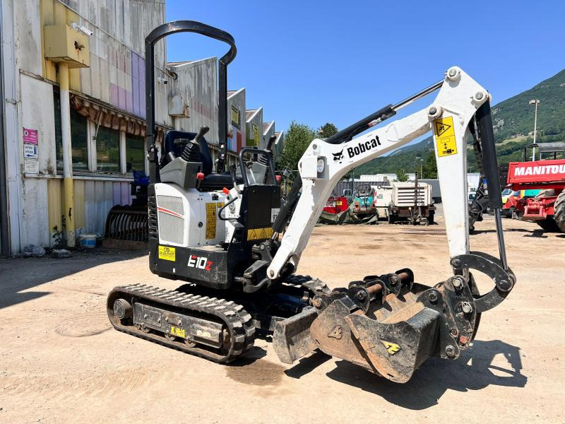 Bobcat E10 Z MINIPELLE 1T - حفارة مصغرة: صور 4 Bobcat E10 Z MINIPELLE 1T - حفارة مصغرة: صور 4