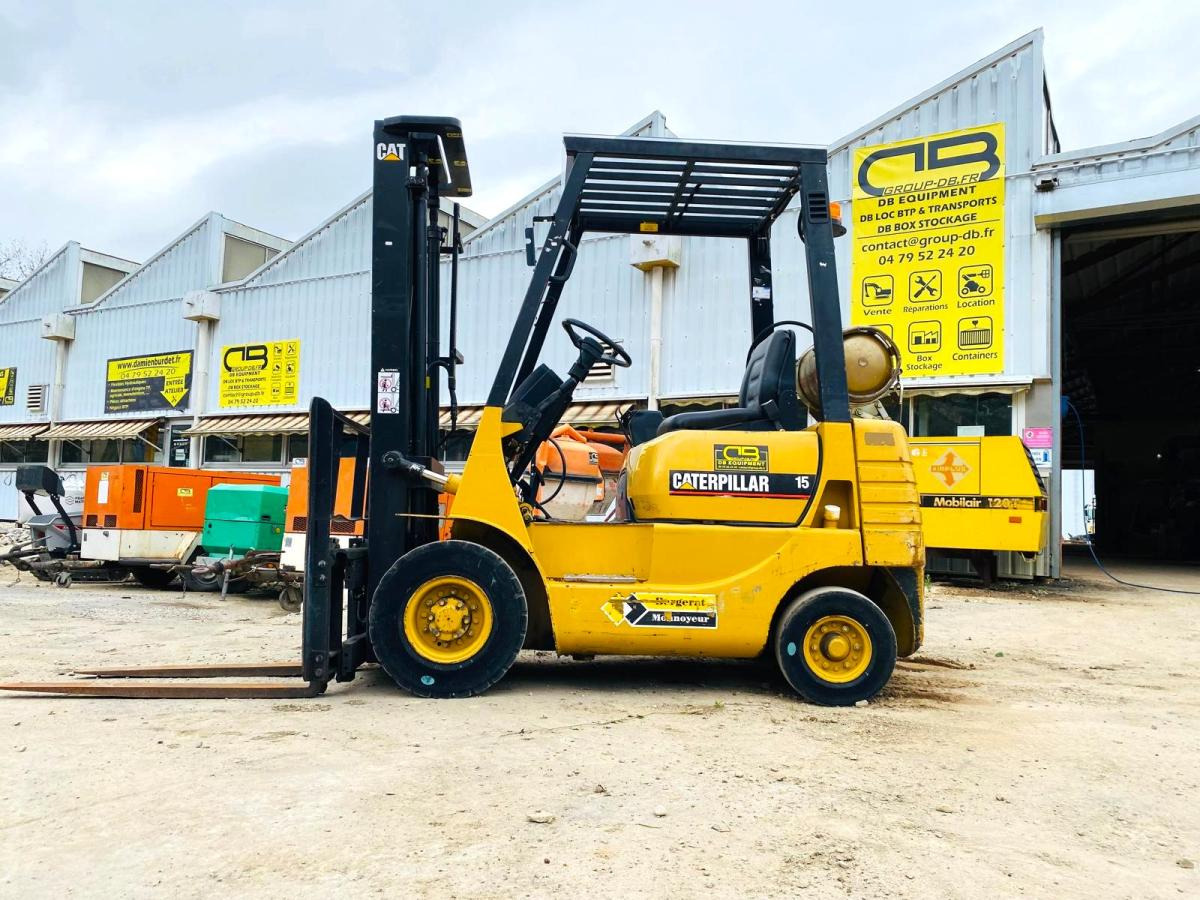 CATERPILLAR Chariot élévateur GP15 - رافعة شوكية تعمل بالغاز: صور 2 CATERPILLAR Chariot élévateur GP15 - رافعة شوكية تعمل بالغاز: صور 2