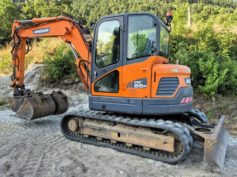 Doosan DX85R-3 PELLE A CHENILLES 8,5T - حفارات زحافة: صور 2 Doosan DX85R-3 PELLE A CHENILLES 8,5T - حفارات زحافة: صور 2