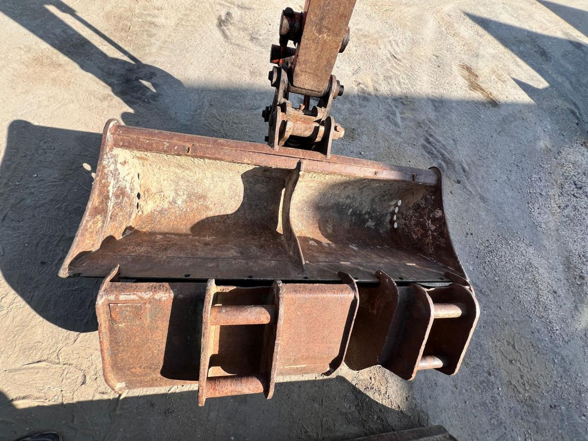 حفارة مصغرة Hitachi ZX26U-5A MINI PELLE 2,7T: صور 8 حفارة مصغرة Hitachi ZX26U-5A MINI PELLE 2,7T: صور 8