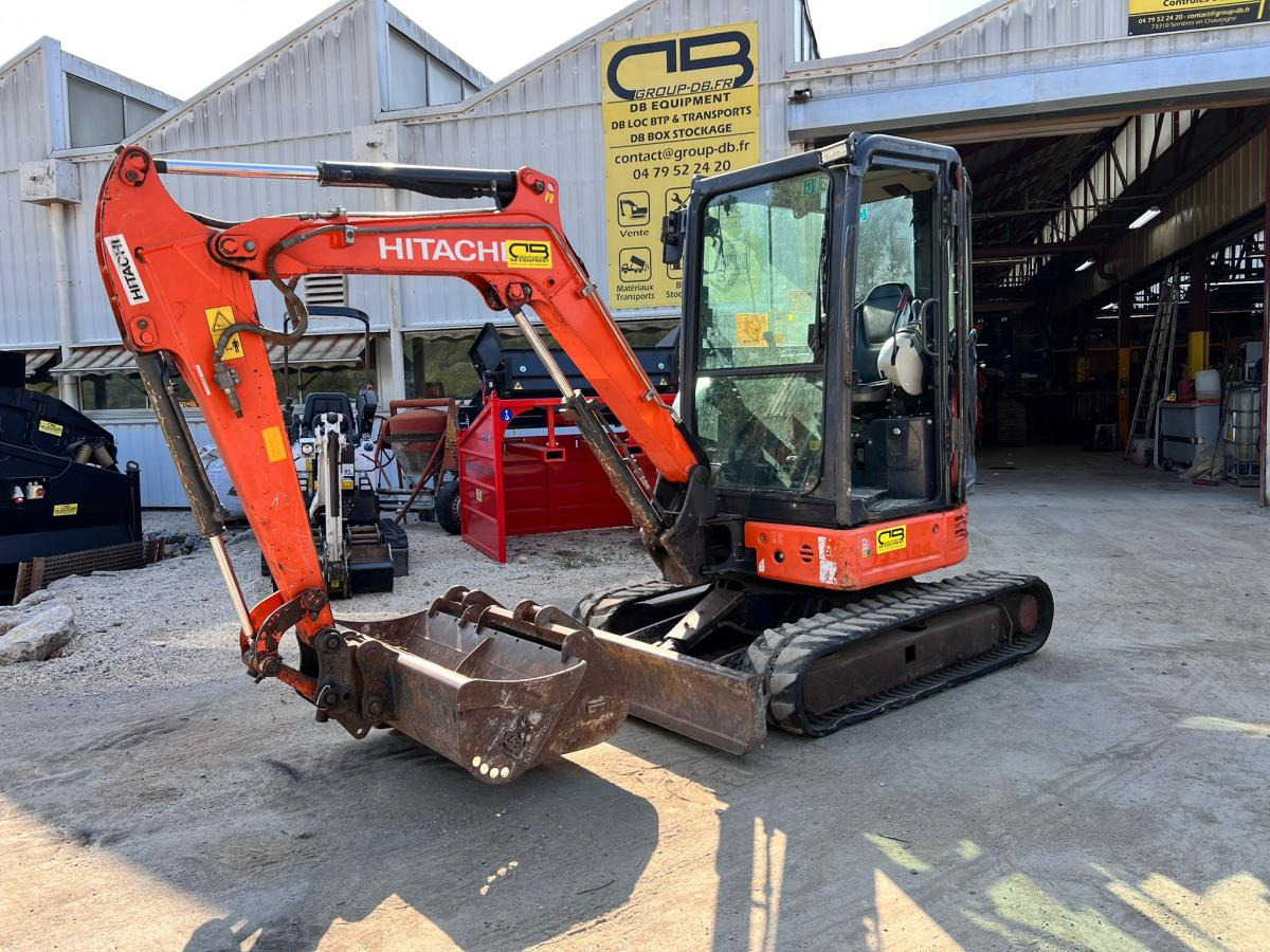 Hitachi ZX26U-5A MINI PELLE 2,7T - حفارة مصغرة: صور 1 Hitachi ZX26U-5A MINI PELLE 2,7T - حفارة مصغرة: صور 1
