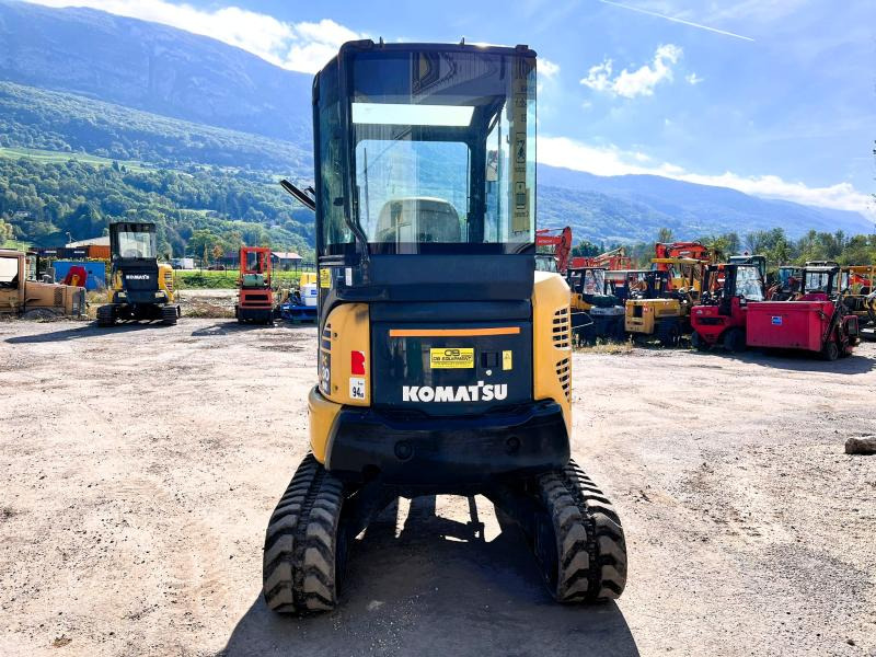 Komatsu PC 30 MR 2 Mini pelle 3,2T - حفارة مصغرة: صور 4 Komatsu PC 30 MR 2 Mini pelle 3,2T - حفارة مصغرة: صور 4