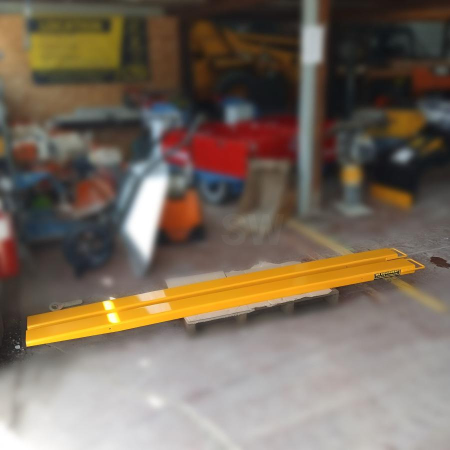 RALLONGES DE FOURCHES 243x11cm 1 PAIRE NEUVE - شوكات - معدات المناولة: صور 3 RALLONGES DE FOURCHES 243x11cm 1 PAIRE NEUVE - شوكات - معدات المناولة: صور 3