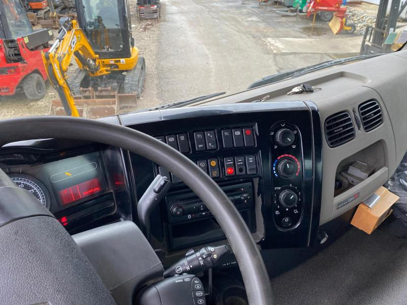 قلابات, شاحنة كرين RENAULT KERAX 8x4 520 BIBENNE CIF GRUE CORMACH: صور 22