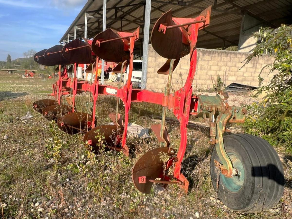 Vogel & Noot Charrue portée 5 corps - محراث: صور 2 Vogel & Noot Charrue portée 5 corps - محراث: صور 2