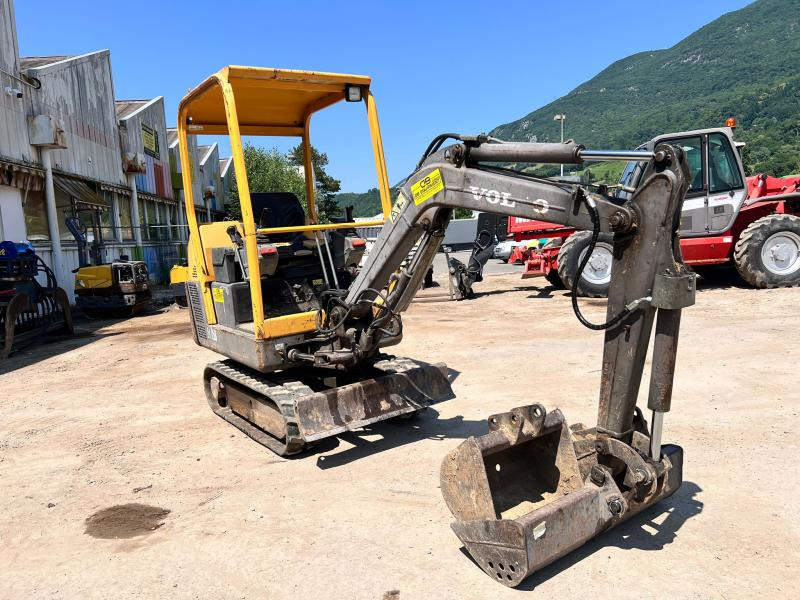 Volvo EC15 B XT MINIPELLE 1,5T - حفارة مصغرة: صور 4 Volvo EC15 B XT MINIPELLE 1,5T - حفارة مصغرة: صور 4