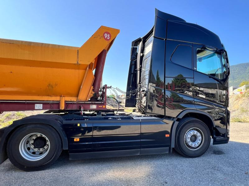 Volvo FH16 750cv 4x2 Cabine Glob Hydraulique - شاحنة جرار: صور 4 Volvo FH16 750cv 4x2 Cabine Glob Hydraulique - شاحنة جرار: صور 4
