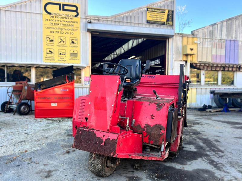 YNO 135-3 VEH Balayeuse diesel - سياره كنس شوارع: صور 1 YNO 135-3 VEH Balayeuse diesel - سياره كنس شوارع: صور 1