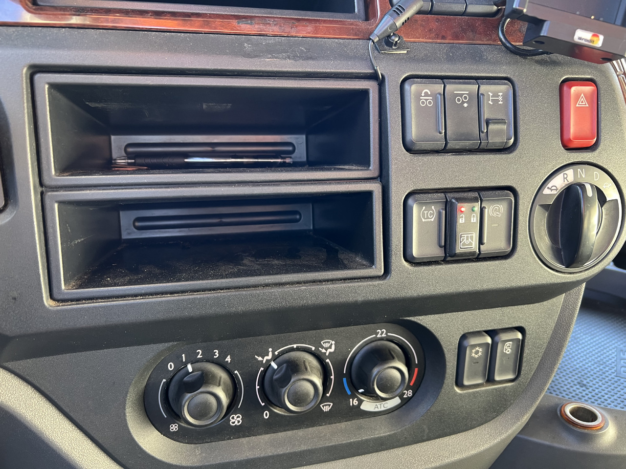 تأجير DAF XF510 DAF XF510: صور 15