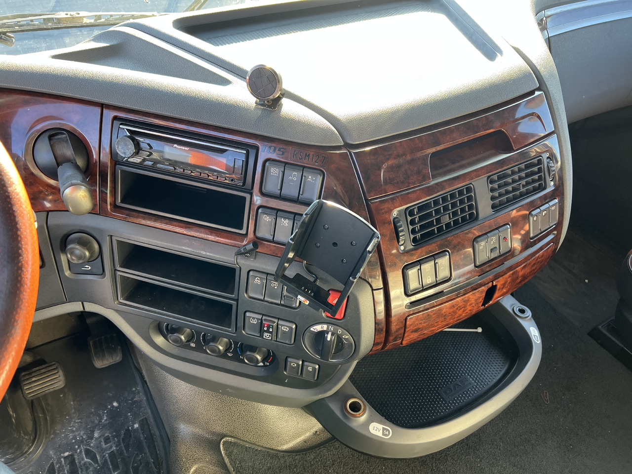 تأجير DAF XF510 DAF XF510: صور 14