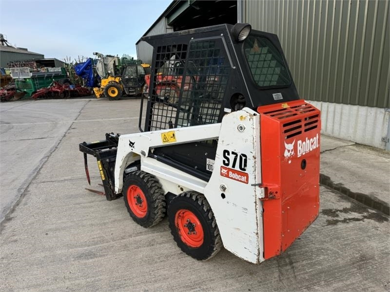 Bobcat S70 Skid Steer - شيول صغير: صور 2 Bobcat S70 Skid Steer - شيول صغير: صور 2