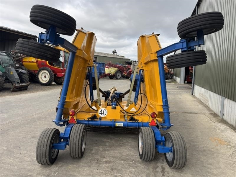 Bomford Triwing 6000 Topper  - التقطيع جزازة/ ماكينات قطع الحشائش: صور 3 Bomford Triwing 6000 Topper  - التقطيع جزازة/ ماكينات قطع الحشائش: صور 3