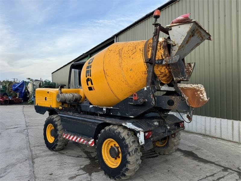 Dieci LH 683 Concrete Mixer - شاحنة مفصلية: صور 2 Dieci LH 683 Concrete Mixer - شاحنة مفصلية: صور 2