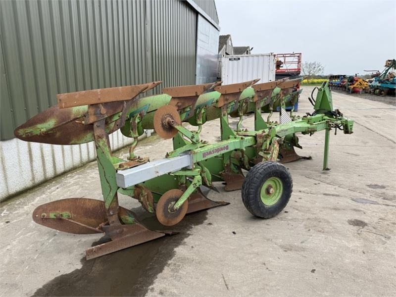 Dowdeswell Dowdeswell DP100 4 Furrow Plough - محراث: صور 2 Dowdeswell Dowdeswell DP100 4 Furrow Plough - محراث: صور 2