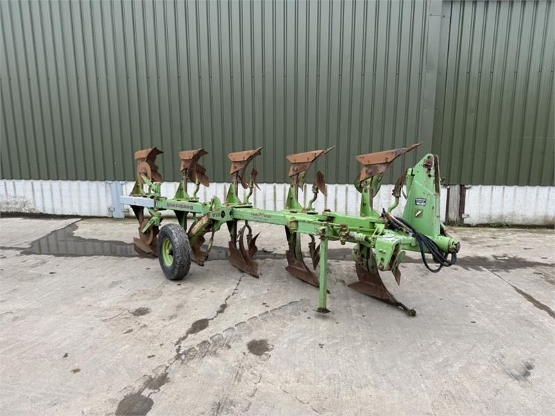 Dowdeswell Dowdeswell DP100 4 Furrow Plough - محراث: صور 1 Dowdeswell Dowdeswell DP100 4 Furrow Plough - محراث: صور 1