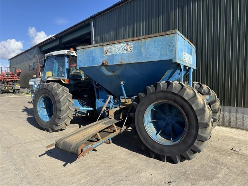 Ford 5610 Dual Power Gravel Cart - شاحنة مفصلية: صور 2 Ford 5610 Dual Power Gravel Cart - شاحنة مفصلية: صور 2