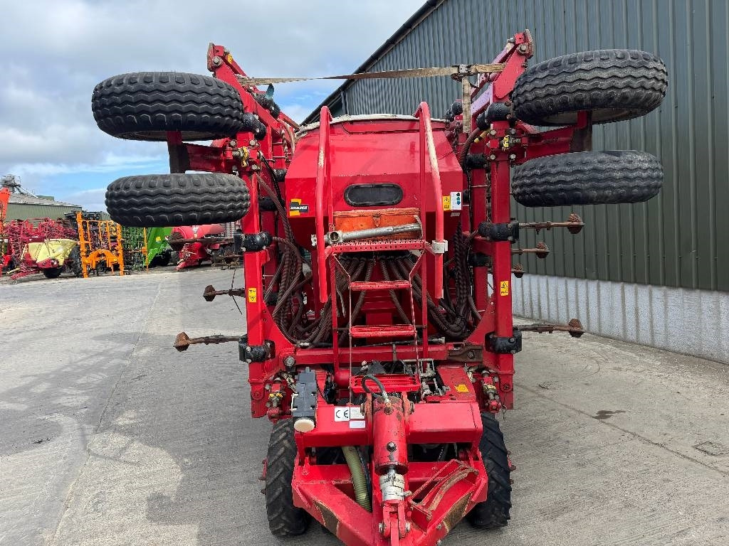 Horsch Sprinter 6ST - معدات بذار: صور 5 Horsch Sprinter 6ST - معدات بذار: صور 5