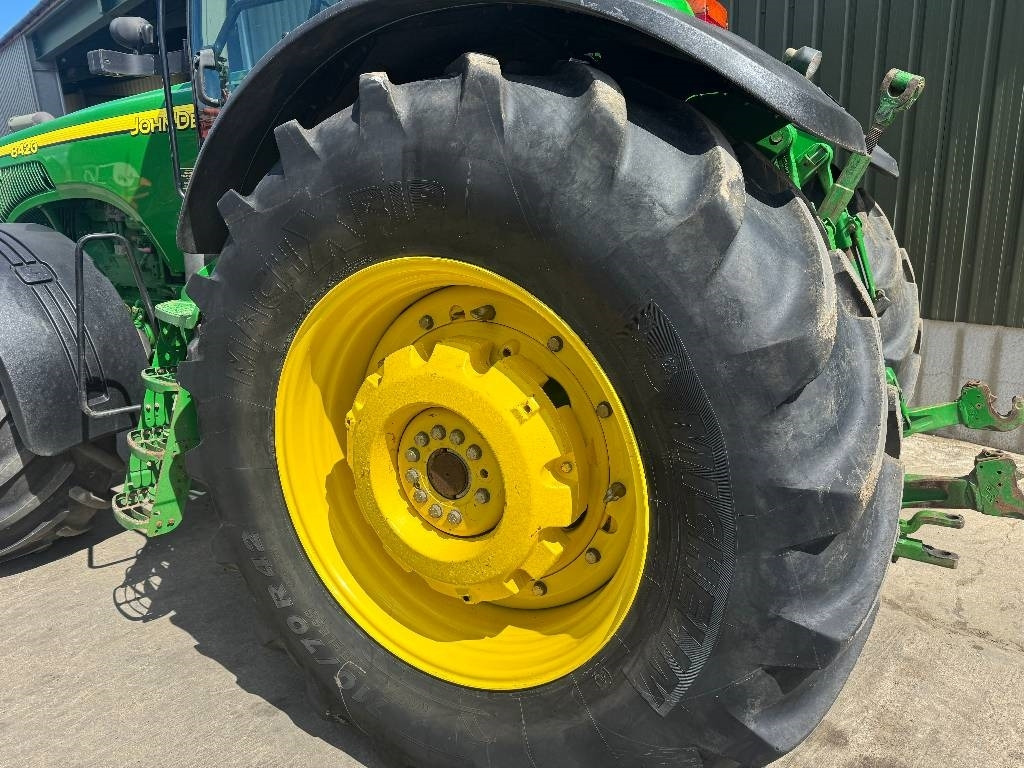 John Deere 8420 - جرار: صور 5 John Deere 8420 - جرار: صور 5