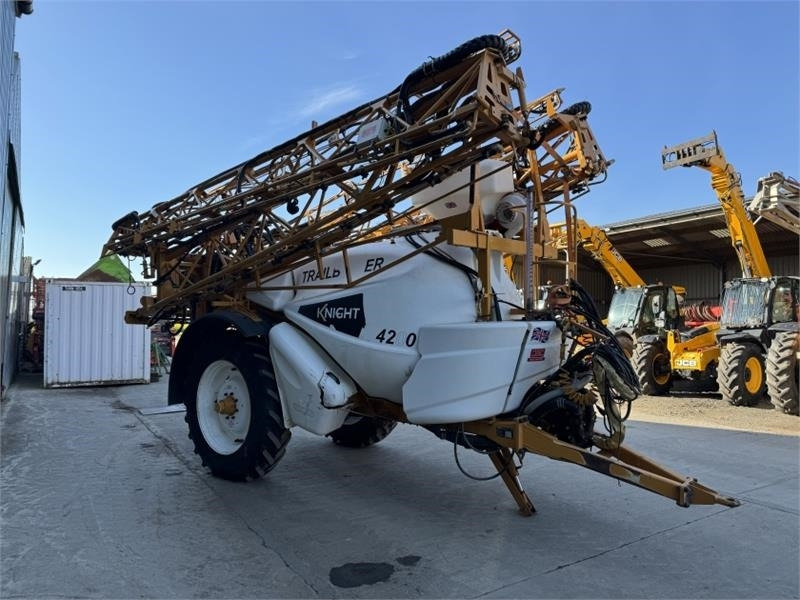 Knight Knight Trailblazer 4200l 36m Trailed Sprayer - آلة الرش المعلقة: صور 5 Knight Knight Trailblazer 4200l 36m Trailed Sprayer - آلة الرش المعلقة: صور 5