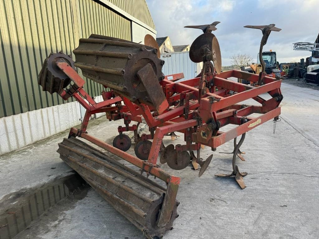 Knoche 4.5 Meter Folding Cultivator - مسلفة: صور 3 Knoche 4.5 Meter Folding Cultivator - مسلفة: صور 3