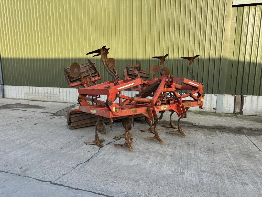 Knoche 4.5 Meter Folding Cultivator - مسلفة: صور 1 Knoche 4.5 Meter Folding Cultivator - مسلفة: صور 1