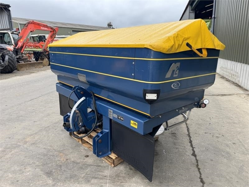 Krm Bogbale Fert Spreader - آلة رش الأسمدة: صور 3 Krm Bogbale Fert Spreader - آلة رش الأسمدة: صور 3