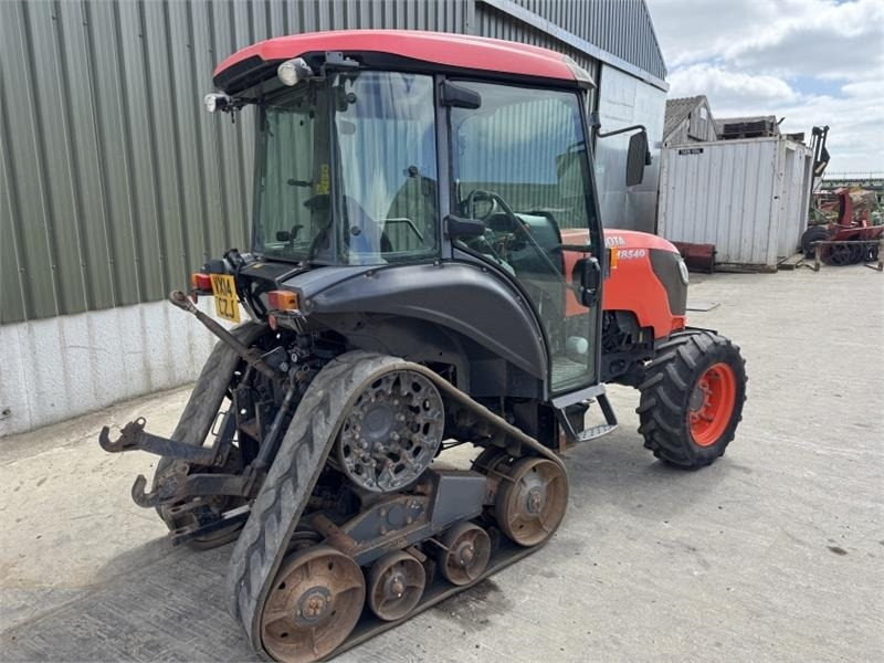 Kubota M8540 Narrow Half Track *85 HP* - جرار: صور 4 Kubota M8540 Narrow Half Track *85 HP* - جرار: صور 4