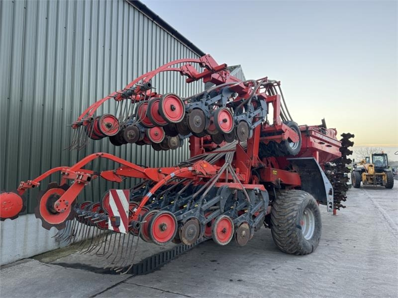 Kuhn Fastliner FL 4000 Seed Drill - الة بذر: صور 2 Kuhn Fastliner FL 4000 Seed Drill - الة بذر: صور 2