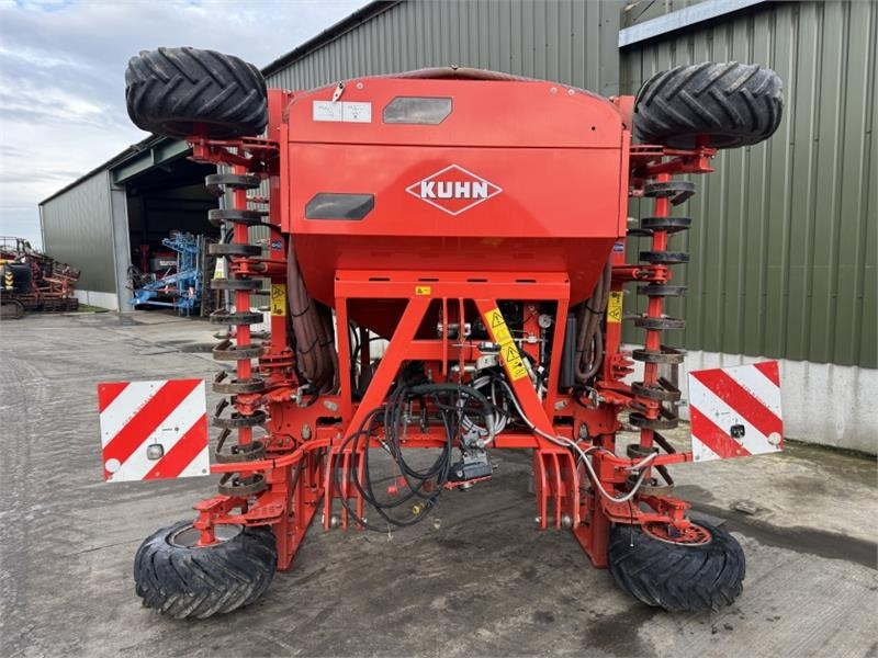 Kuhn Megant 480 Tine Drill - الة بذر: صور 5 Kuhn Megant 480 Tine Drill - الة بذر: صور 5