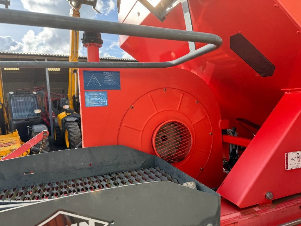 Kuhn speedliner 4000 Disc Drill - معدات بذار: صور 4 Kuhn speedliner 4000 Disc Drill - معدات بذار: صور 4
