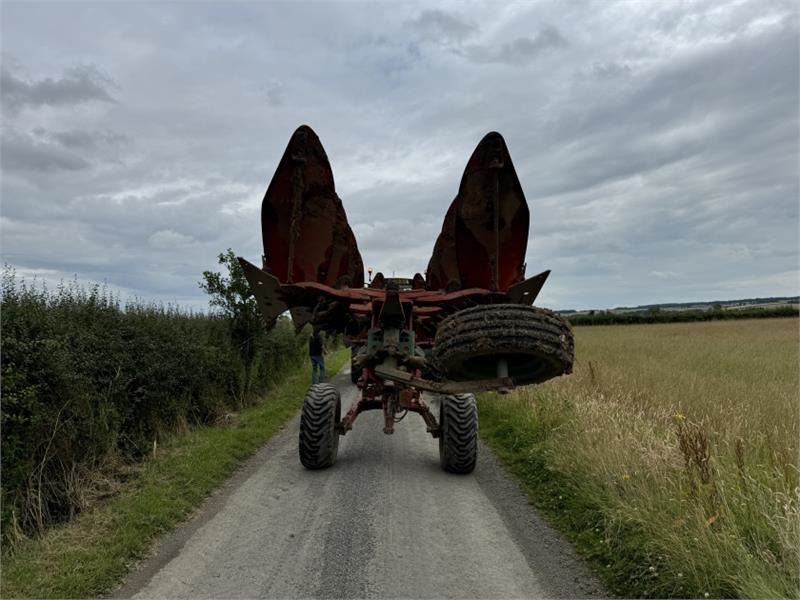 Kverneland Kverneland 10 Furrow RW100 Varimat Plough **Video - محراث: صور 4 Kverneland Kverneland 10 Furrow RW100 Varimat Plough **Video - محراث: صور 4