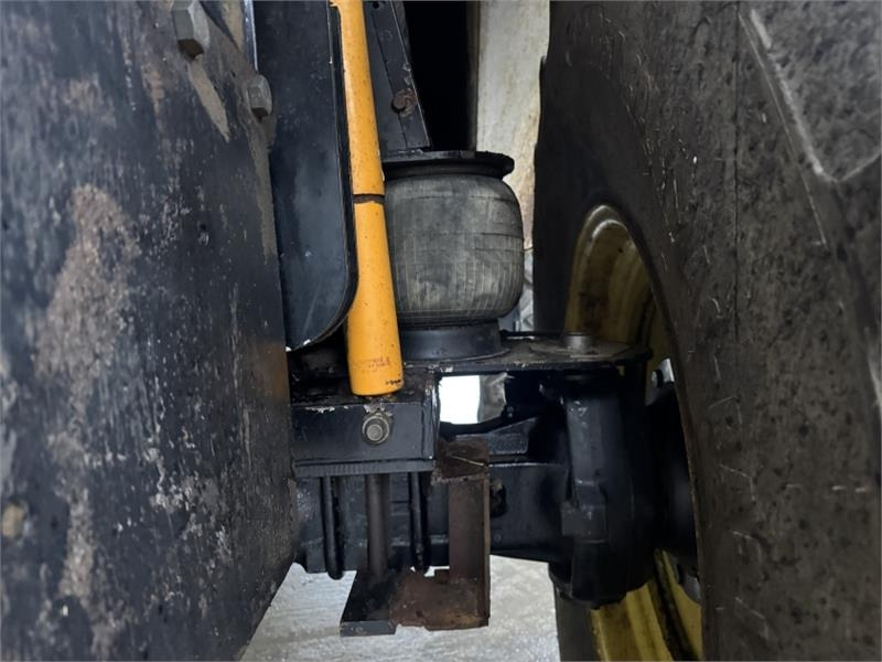 آلة الرش المعلقة Lite-Trac 5500 24m Self Propelled Sprayer: صور 8