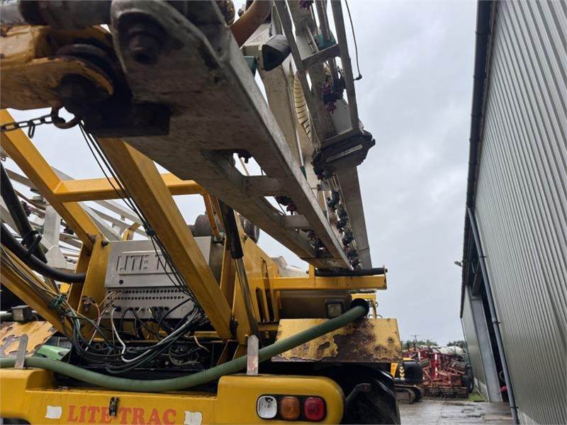 آلة الرش المعلقة Lite-Trac 5500 24m Self Propelled Sprayer: صور 23