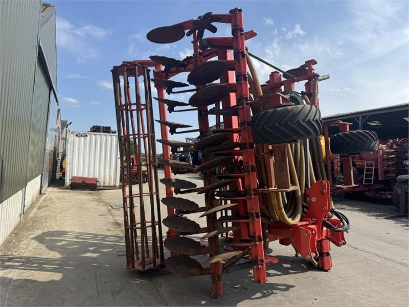 Maschio Machio 6m Mounted Discs - محراث الدوار: صور 5 Maschio Machio 6m Mounted Discs - محراث الدوار: صور 5