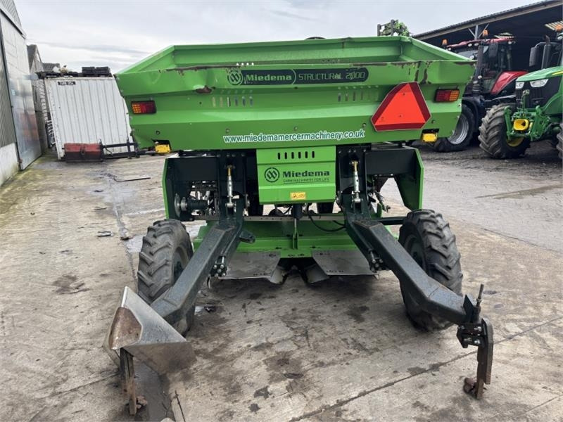 Miedema Structural MS2000 2 Row Planter - آلة زراعة البطاطس: صور 5 Miedema Structural MS2000 2 Row Planter - آلة زراعة البطاطس: صور 5