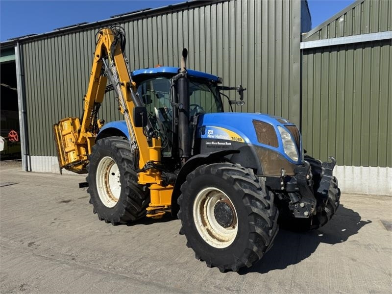 New Holland New Holland T6080 c/w Herder Cavalier Mid Mount He - جزازة رافعة: صور 3 New Holland New Holland T6080 c/w Herder Cavalier Mid Mount He - جزازة رافعة: صور 3