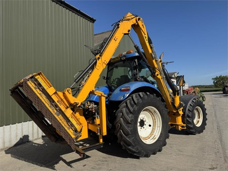 New Holland New Holland T6080 c/w Herder Cavalier Mid Mount He - جزازة رافعة: صور 4 New Holland New Holland T6080 c/w Herder Cavalier Mid Mount He - جزازة رافعة: صور 4