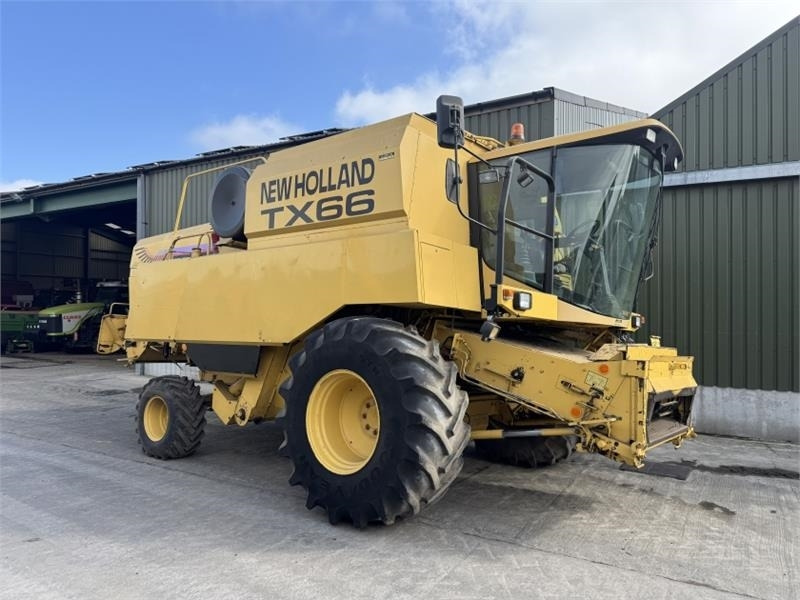 New Holland TX66 Combine Harvester c/w 20ft Header - معدات آلة حصاد: صور 3 New Holland TX66 Combine Harvester c/w 20ft Header - معدات آلة حصاد: صور 3