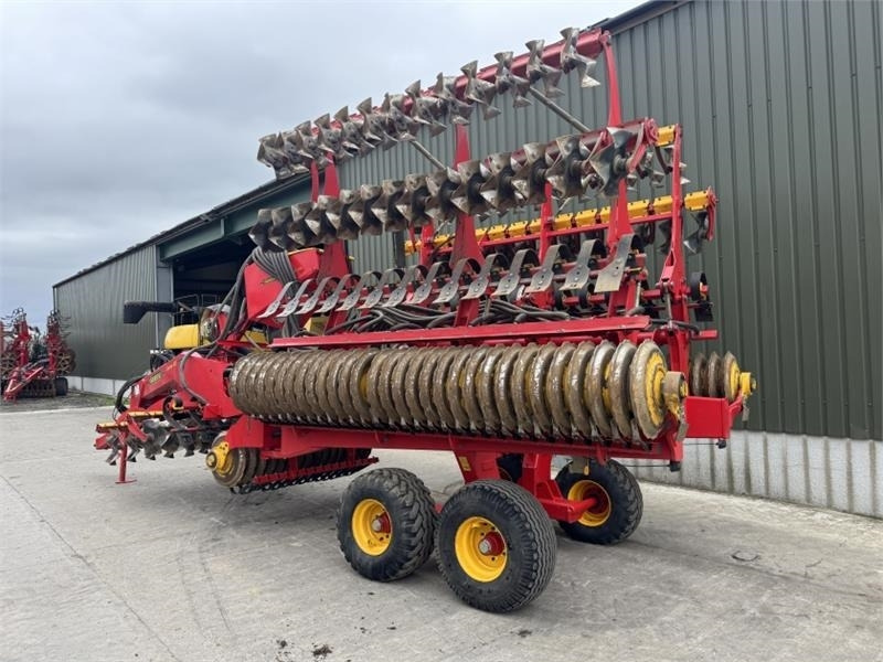 Vaderstad Carrier 925 c/w Vaderstad Bio Drill 360  - الآلات والماكينات الزراعية: صور 2 Vaderstad Carrier 925 c/w Vaderstad Bio Drill 360  - الآلات والماكينات الزراعية: صور 2