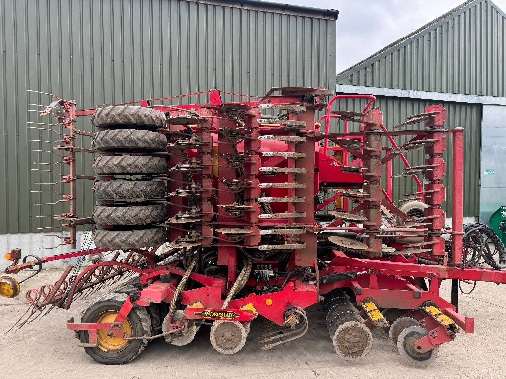 Vaderstad Rapid A600S - معدات بذار: صور 2 Vaderstad Rapid A600S - معدات بذار: صور 2