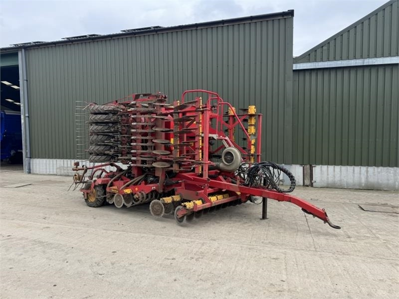 Vaderstad Rapid A600s  - الة بذر: صور 1 Vaderstad Rapid A600s  - الة بذر: صور 1