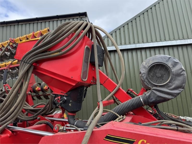 Vaderstad Vaderstad Bio Drill 360 - الة بذر: صور 1 Vaderstad Vaderstad Bio Drill 360 - الة بذر: صور 1