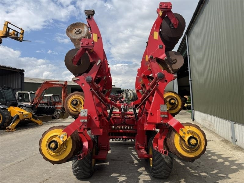 Vaderstad Vaderstad Carrier 820 Cultivator - محراث الدوار: صور 3 Vaderstad Vaderstad Carrier 820 Cultivator - محراث الدوار: صور 3