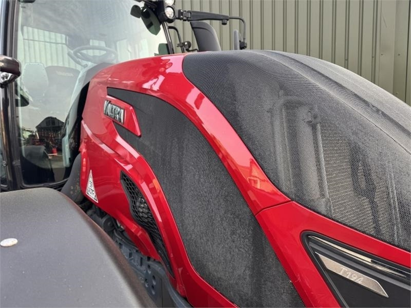 جرار Valtra T194 Versu **55k Transmission**: صور 14