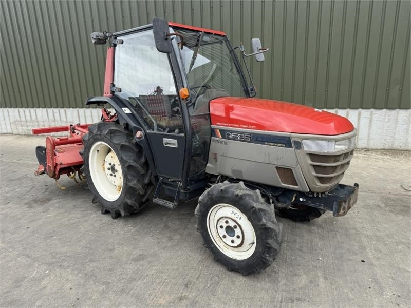 Yanmar AF-26 Mark III Tractor **Video Below** - جرار: صور 3 Yanmar AF-26 Mark III Tractor **Video Below** - جرار: صور 3